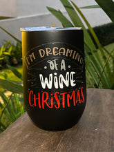 Cargar imagen en el visor de la galería, Vaso metálico (wine tumbler) mediano 8oz.