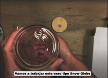 Cargar y reproducir el video en el visor de la galería, Snow Globe Can Glass (Vaso Tipo Lata de Vidrio DOBLE PARED)
